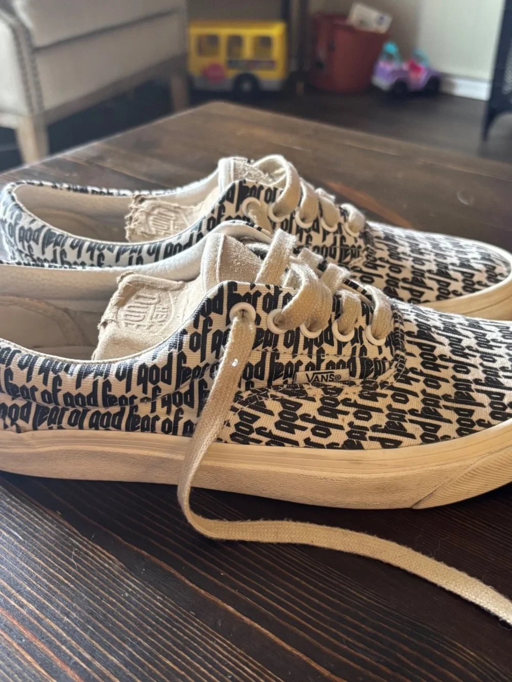 Vans very good